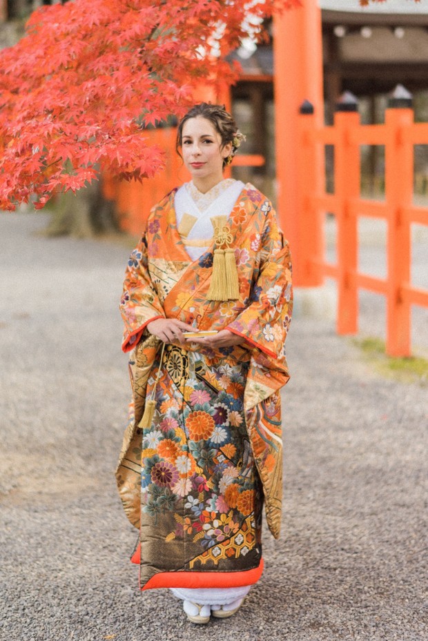 traditional Japanese wedding attire