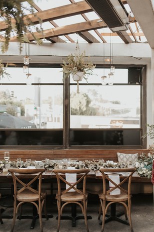restaurant reception table
