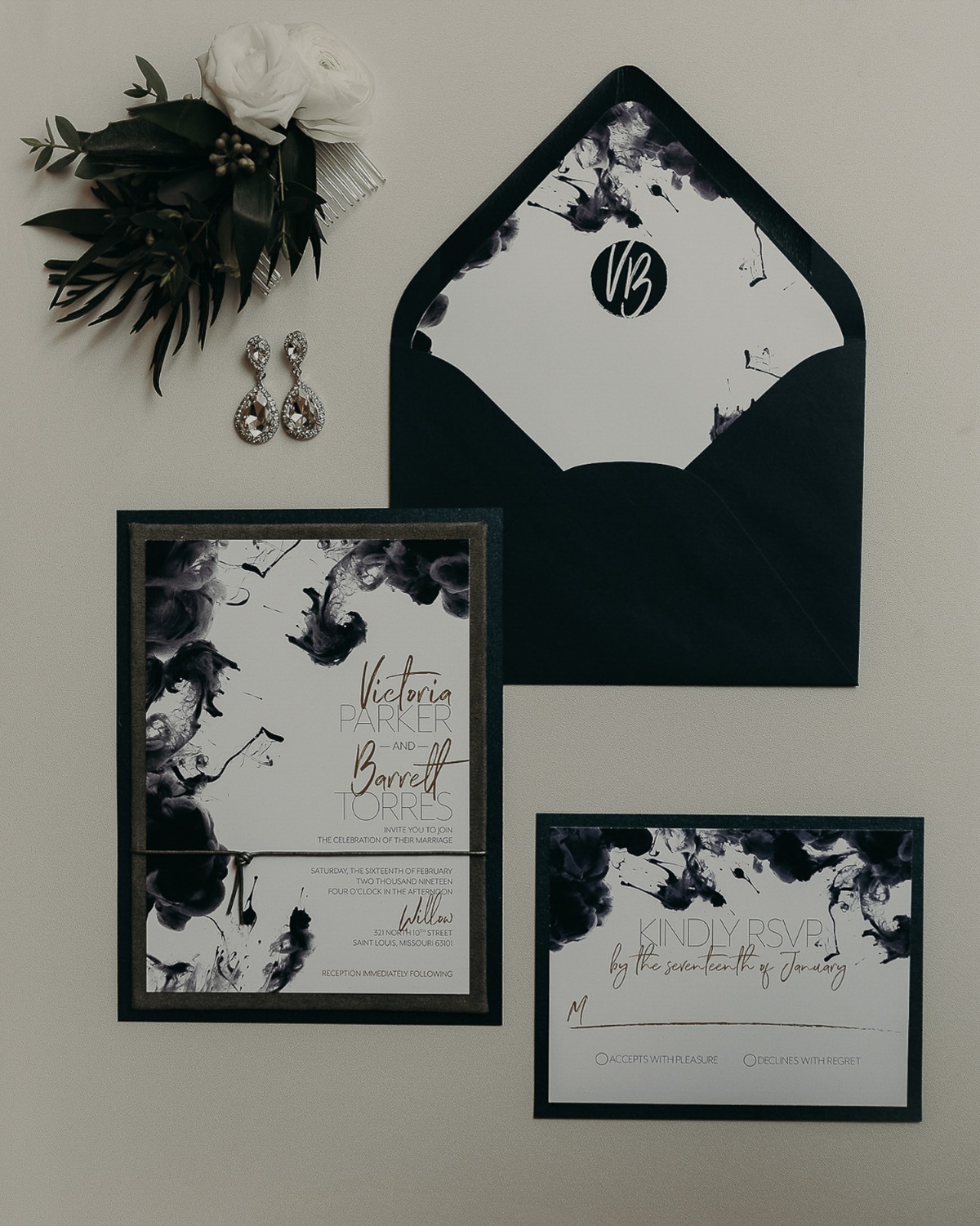 paper-goods-and-signs-2-of-4