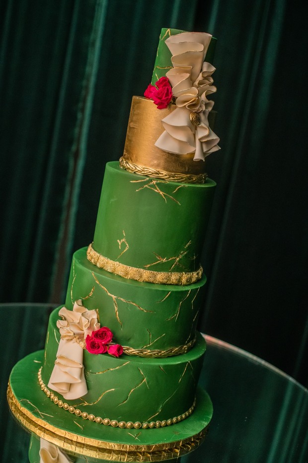 green and gold wedding cake