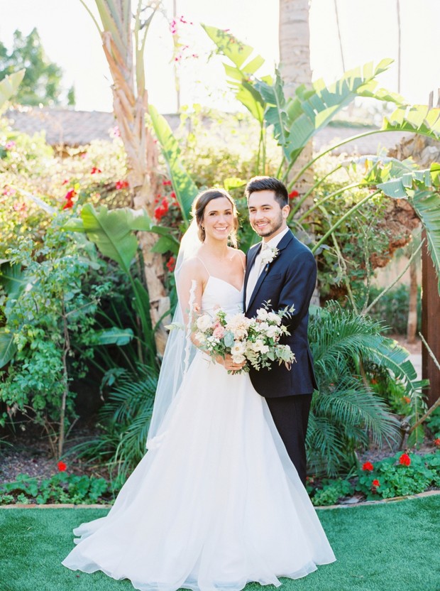 bride and groom in Arizona