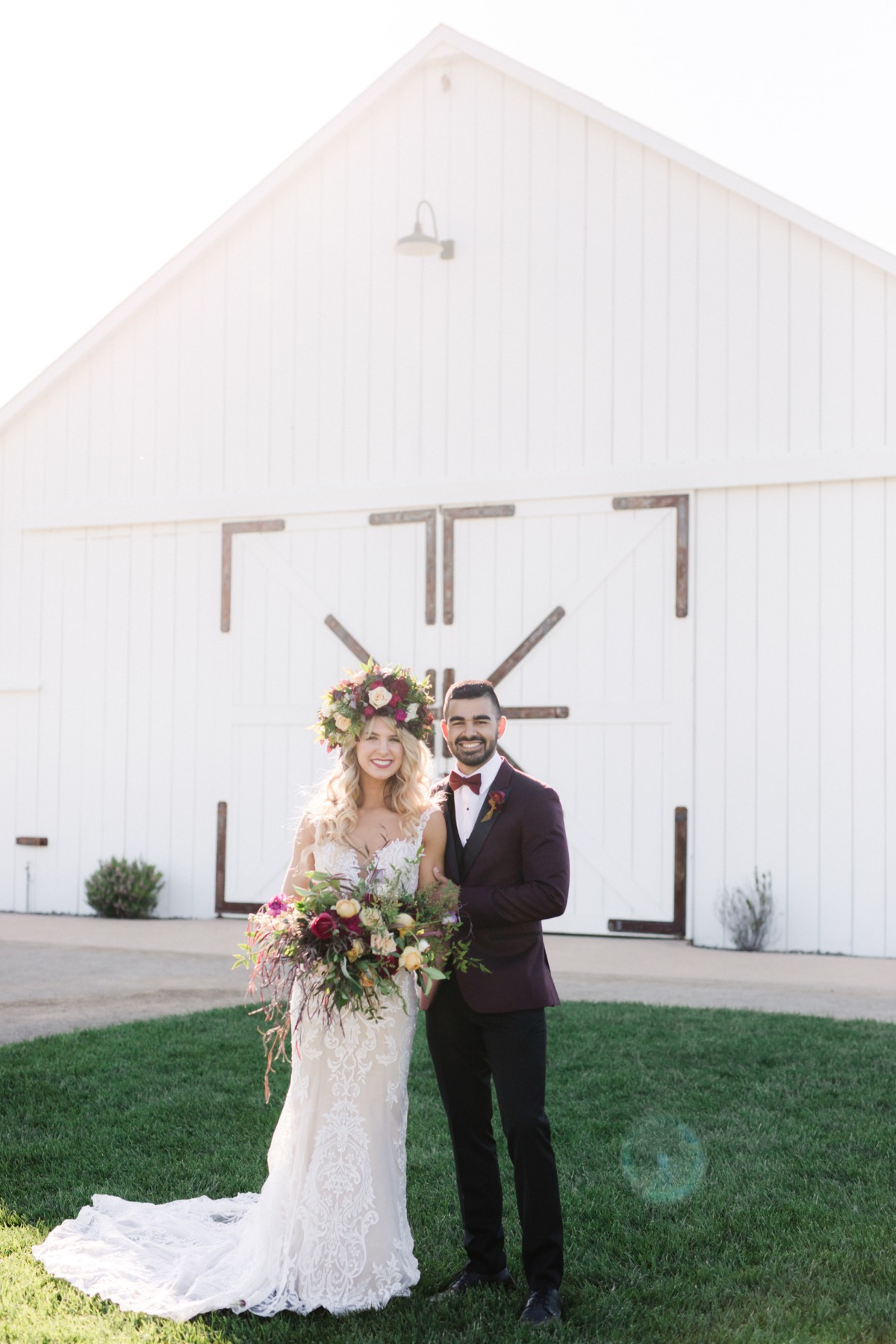 anna-delores-photography_white-barn-edna