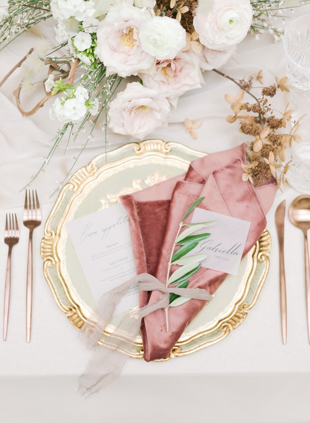 blush and gold wedding table setting