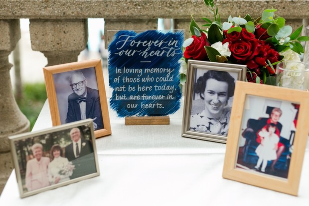 wedding memorial table