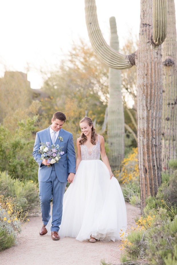 bride and groom in Arizona