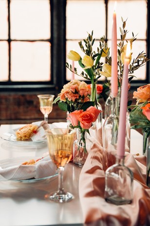 modern coral and blush wedding table decor