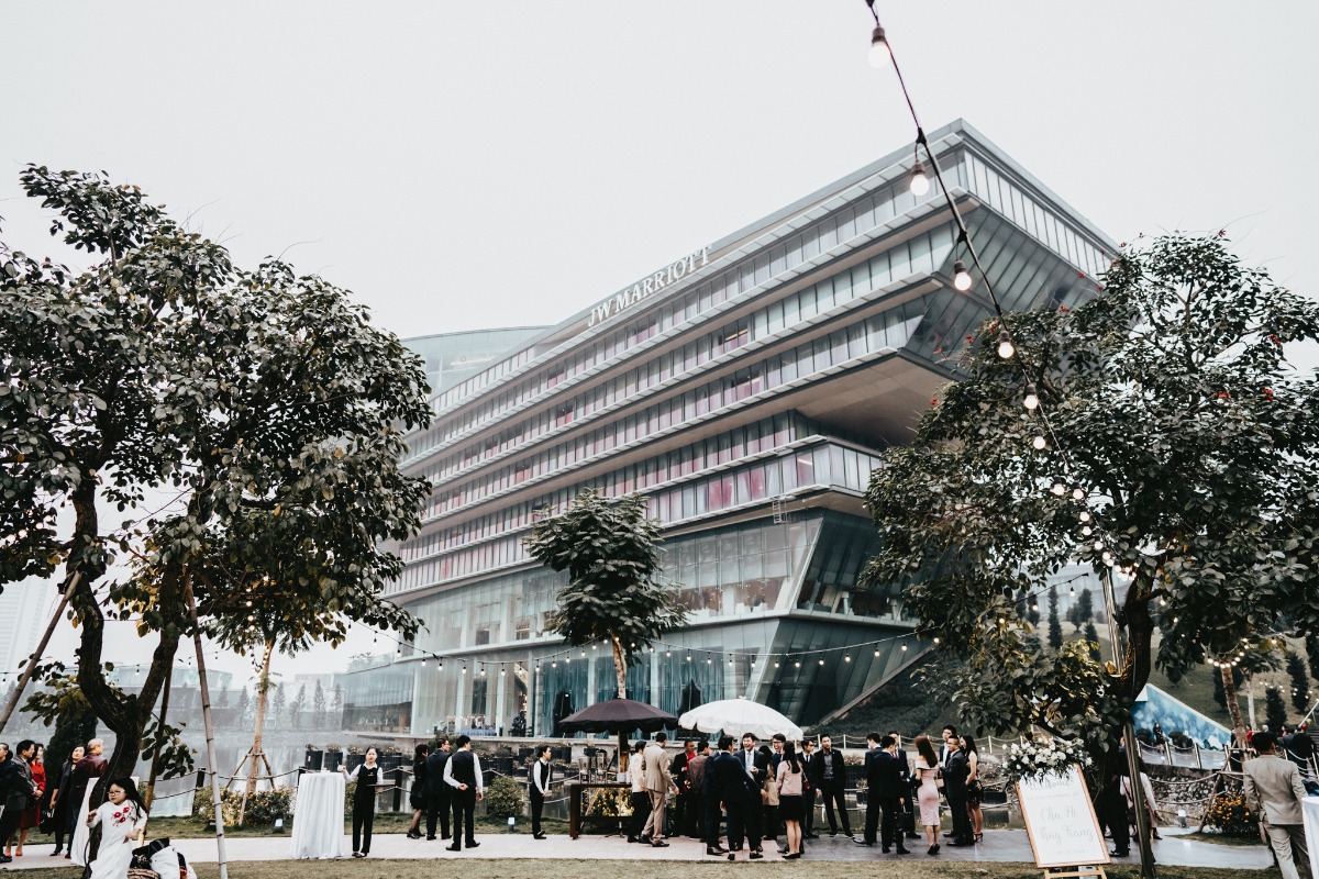 jwmarriott-ha-noi-intimate-wedding-of-tr