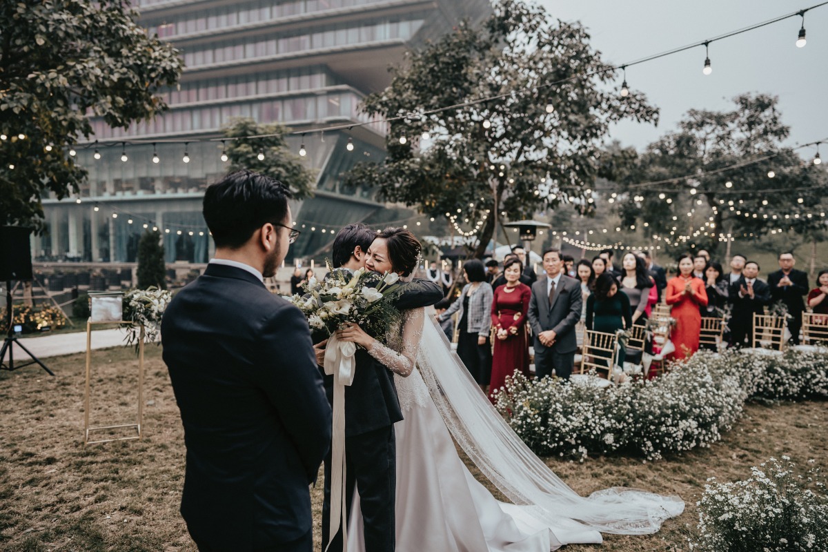 jwmarriott-ha-noi-intimate-wedding-of-tr