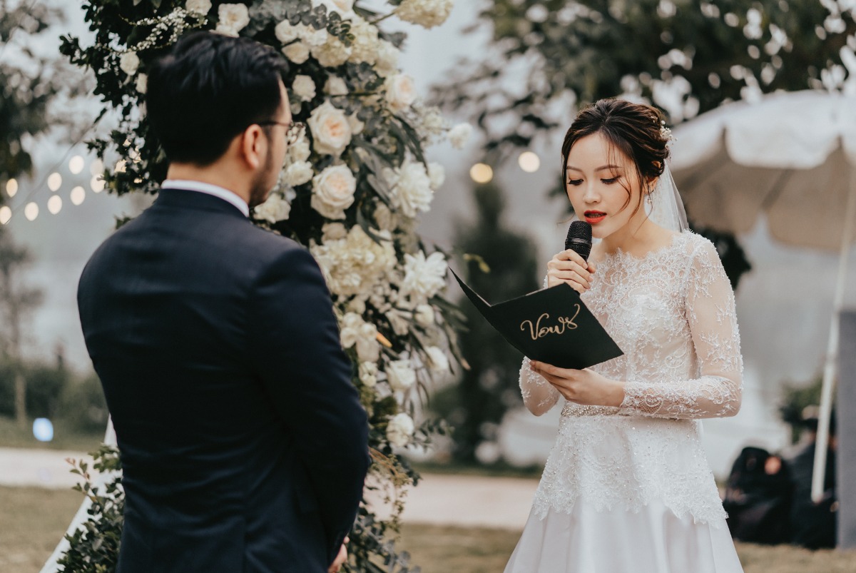 jwmarriott-ha-noi-intimate-wedding-of-tr