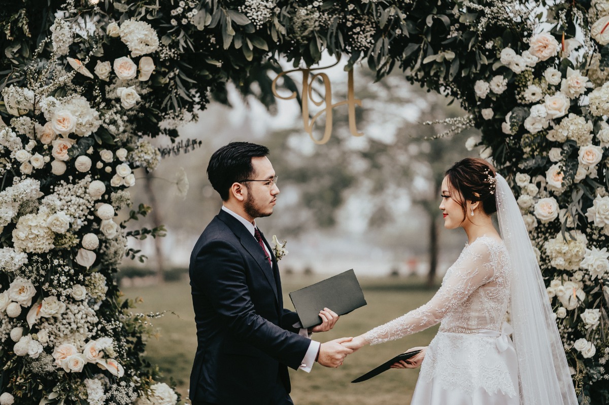 jwmarriott-ha-noi-intimate-wedding-of-tr