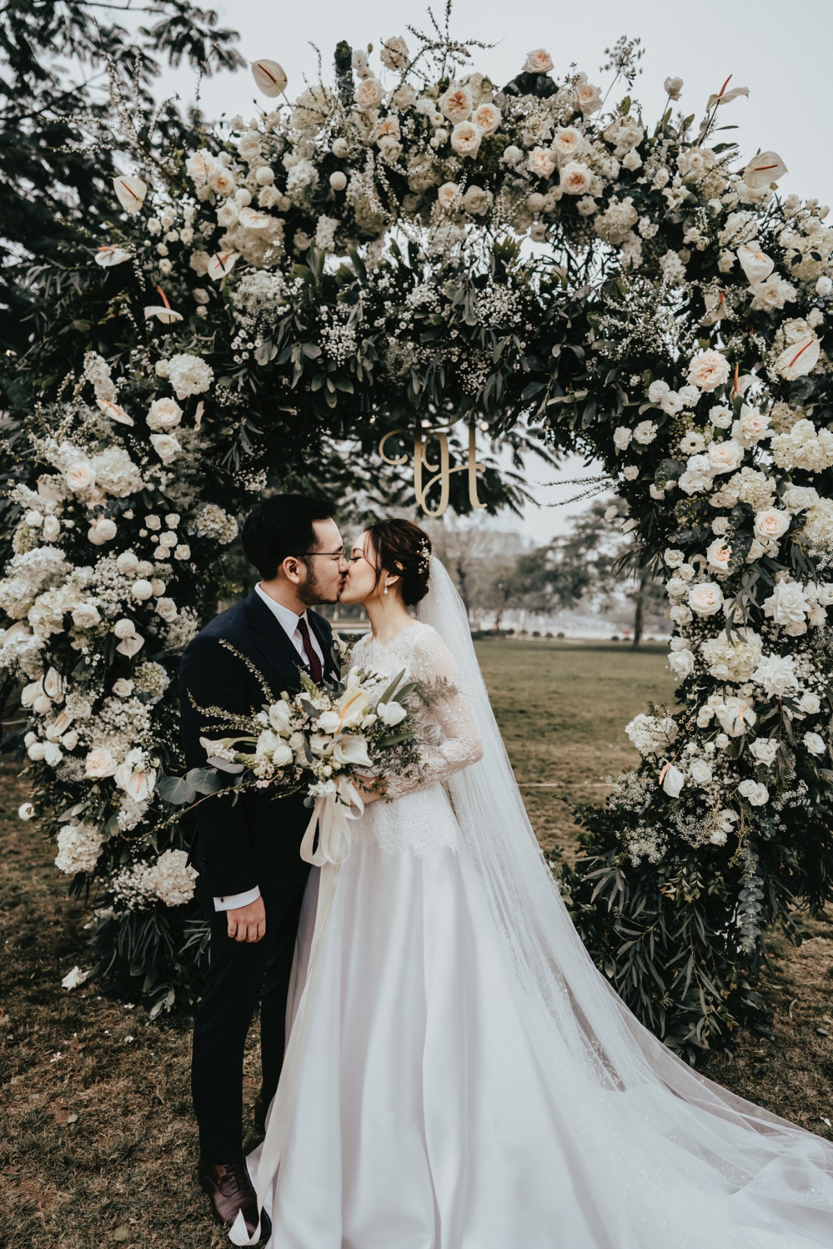 jwmarriott-ha-noi-intimate-wedding-of-tr