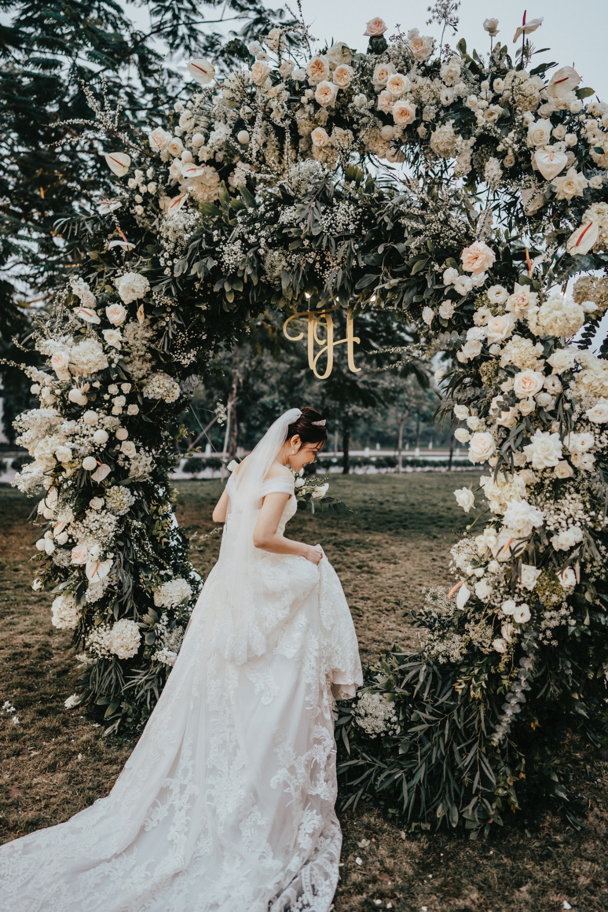 jwmarriott-ha-noi-intimate-wedding-of-tr