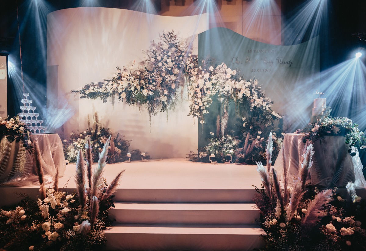 jwmarriott-ha-noi-intimate-wedding-of-tr