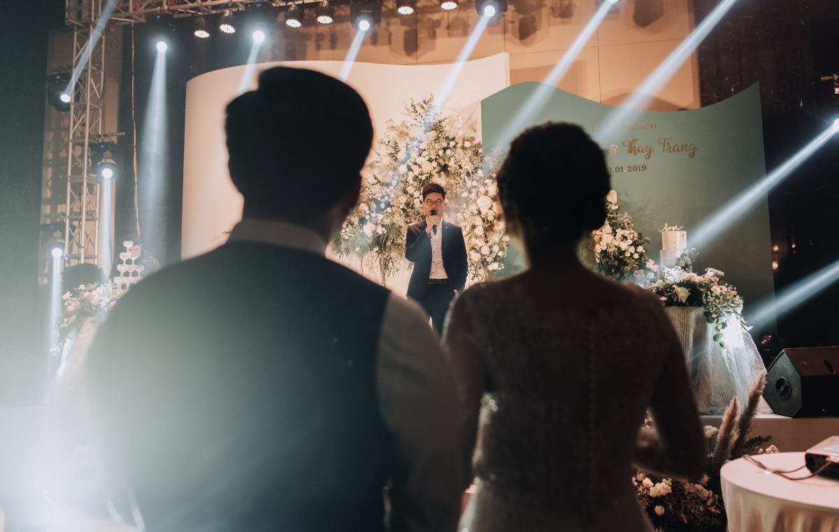 jwmarriott-ha-noi-intimate-wedding-of-tr