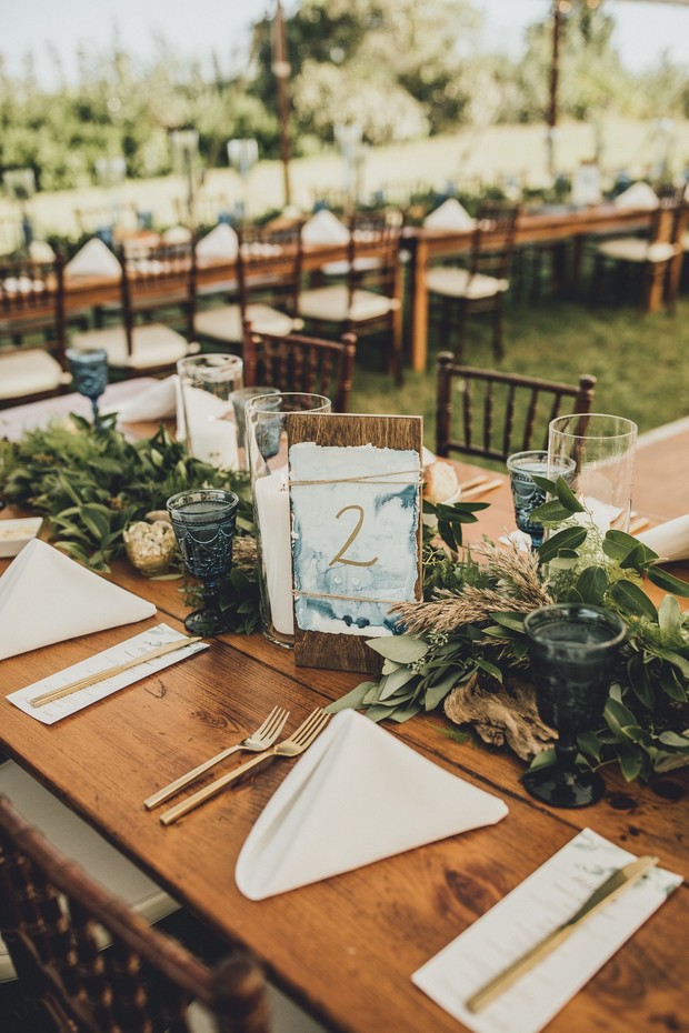 laid back elegant coastal wedding table decor