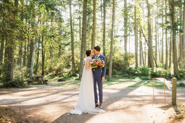 wedding couple in the woods