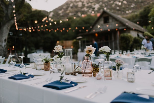 outdoor wedding reception table
