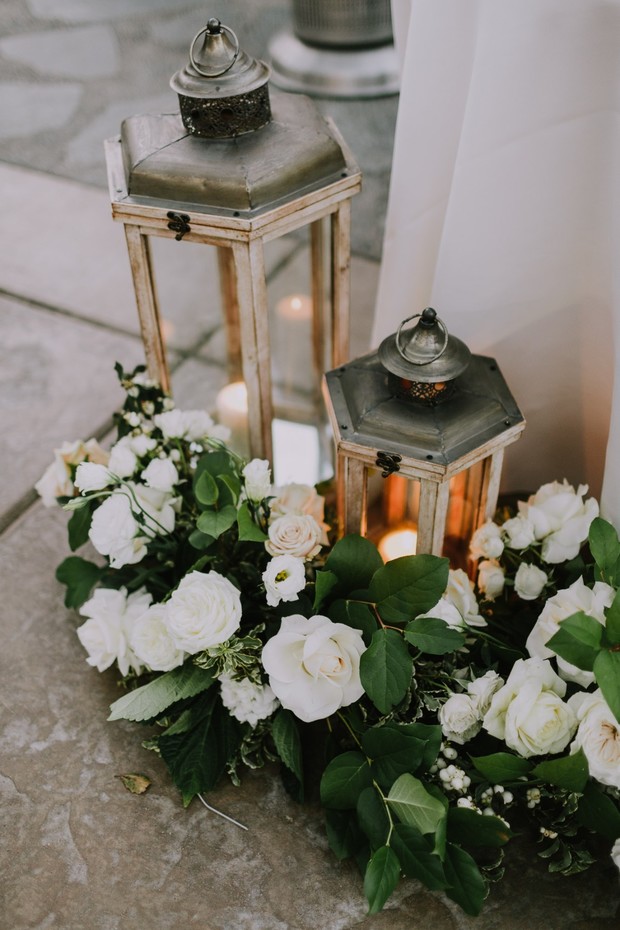 lanterns and floral wedding decor
