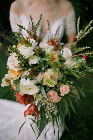 ivory and blush wedding bouquet