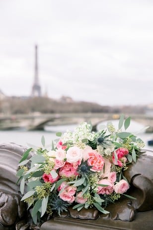 pink wedding bouquet in Paris