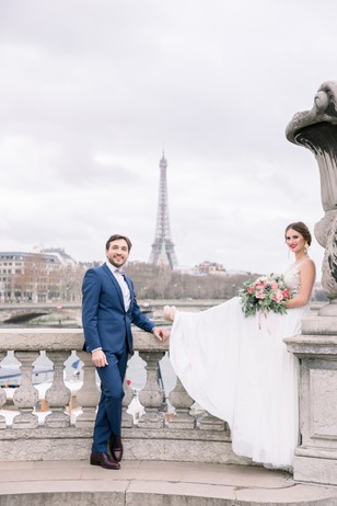 wedding couple in Paris