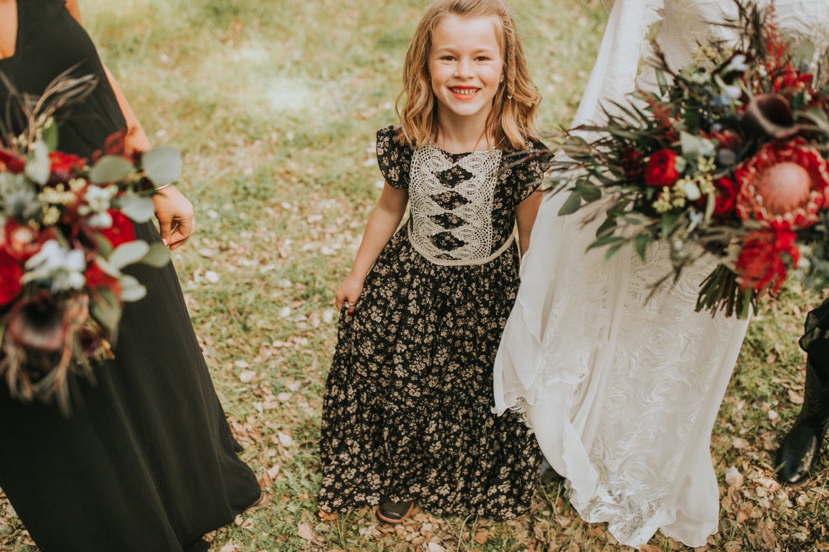 taylor-and-jason-groomsmen-and-bridesmai