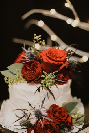 wedding cake flower topped