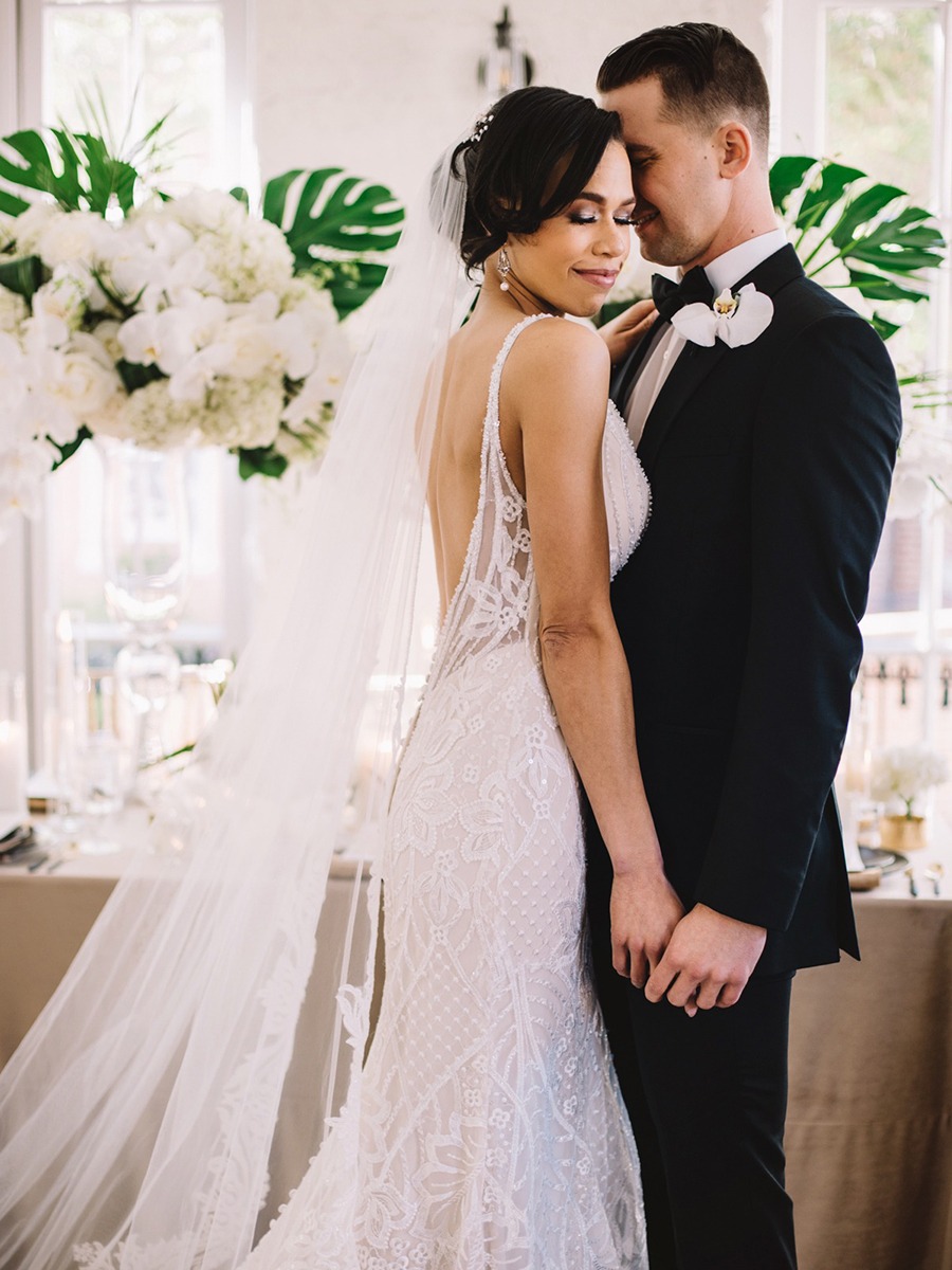 Ultra Modern Tropical Glam Wedding Shoot