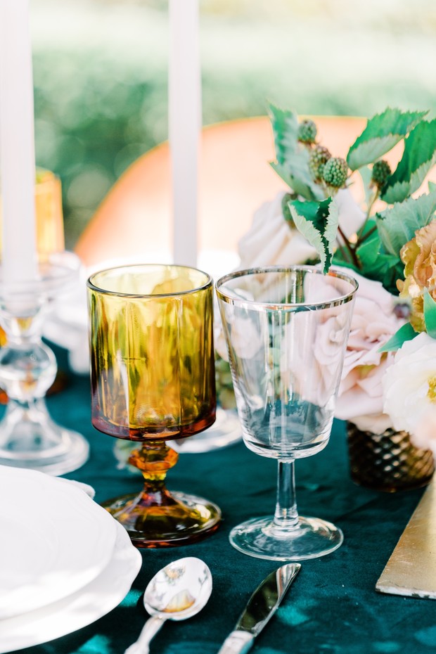 gold and green wedding table decor