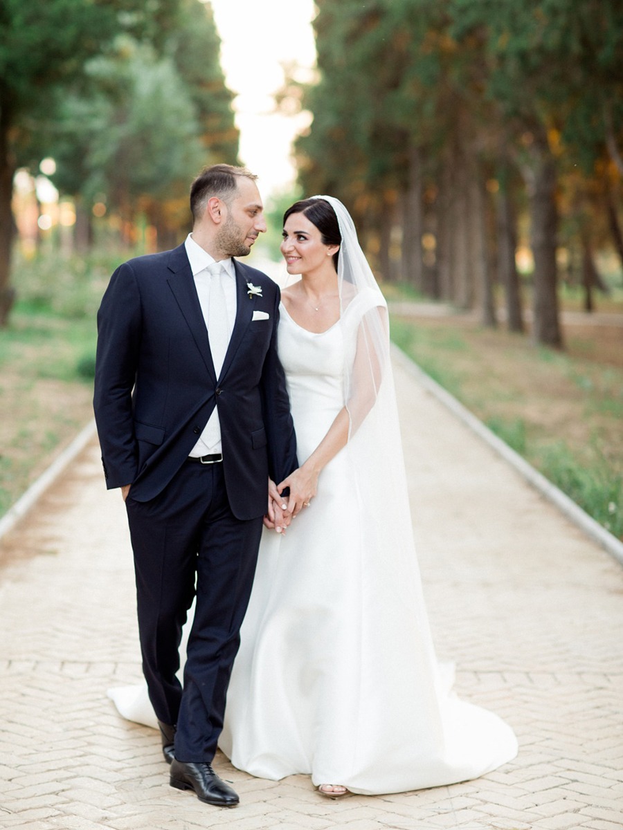 An Elegant and Sweet Traditional Wedding In Greece