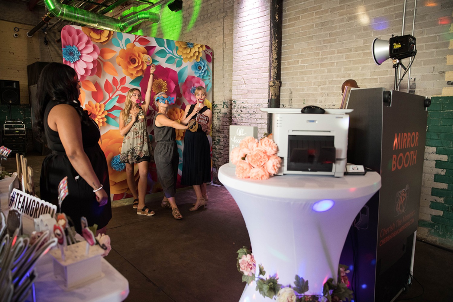 big-fake-wedding-detroit