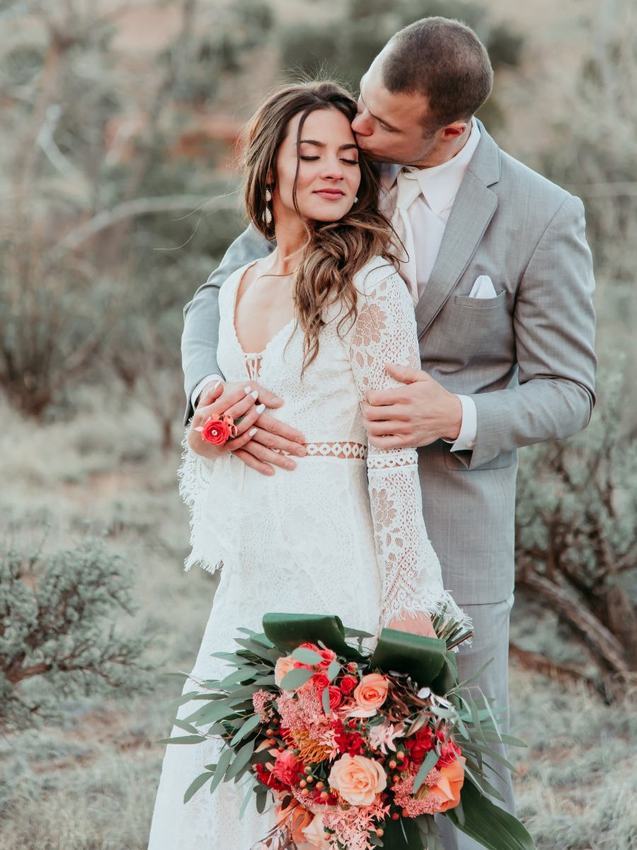 A Romantic Desert Boheme Wedding Inspiration at Ghost Ranch