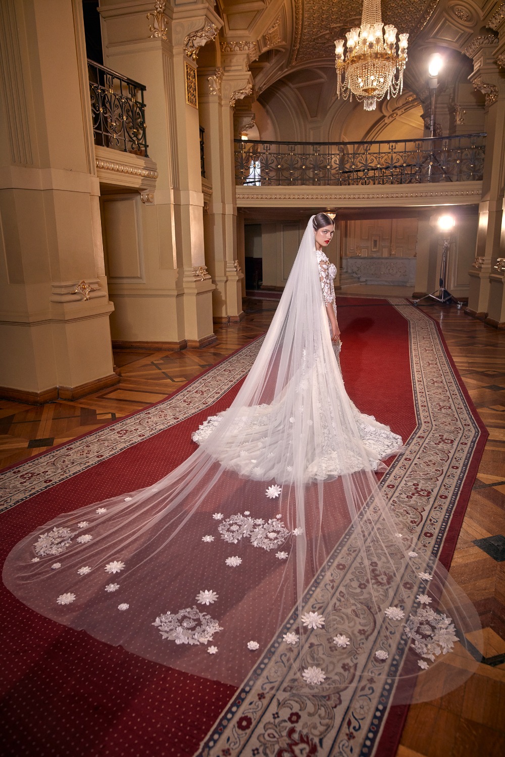 look-01-lindsay-veil