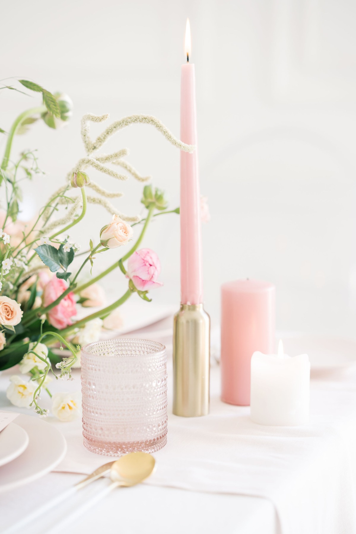 mint-room-studios-pink-wedding-photos-rh