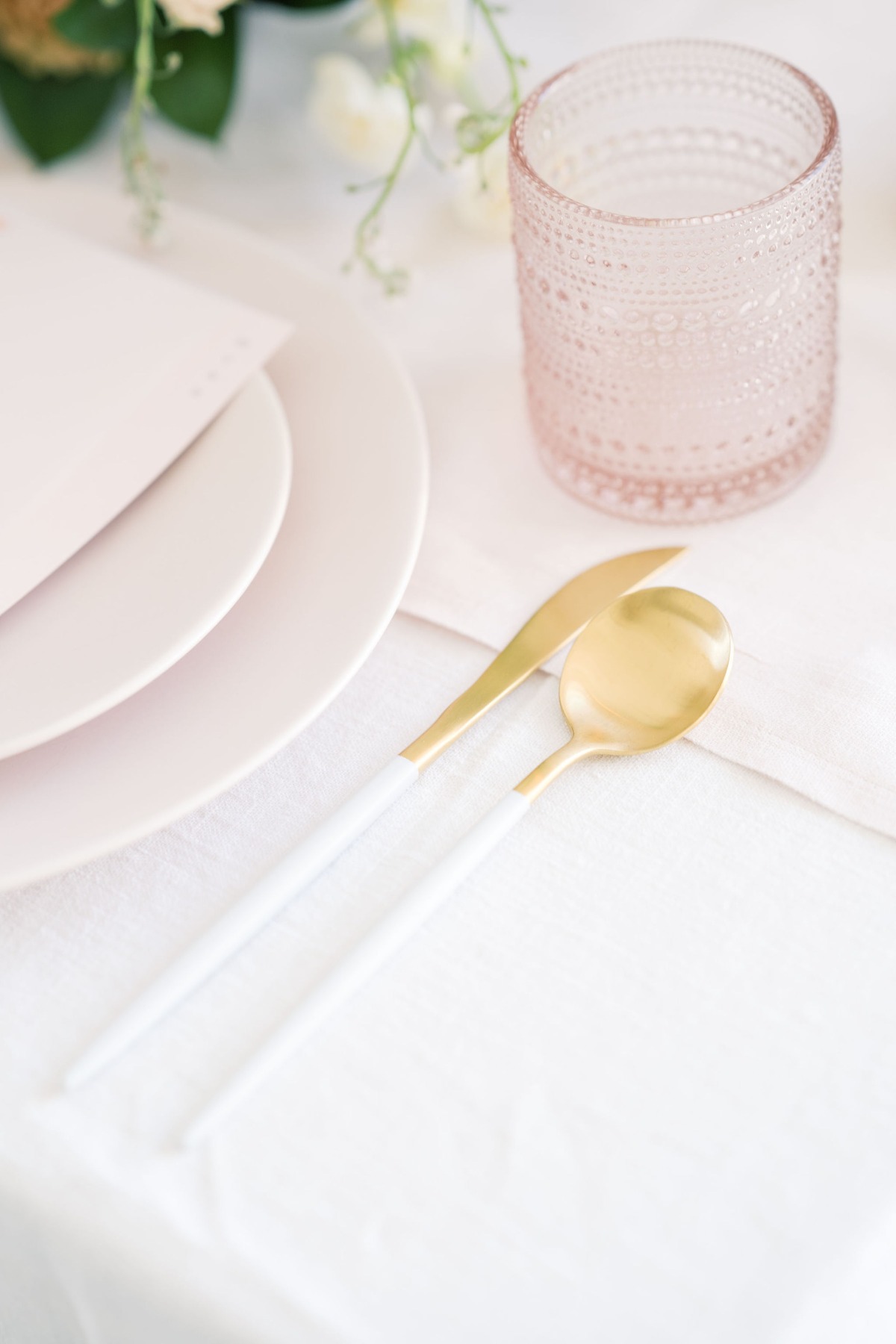 mint-room-studios-pink-wedding-photos-rh