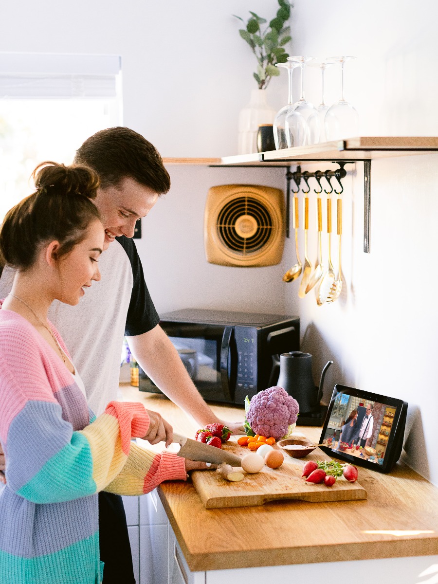 Adding Alexa to Your Amazon Wedding Registry Is Just So Smart