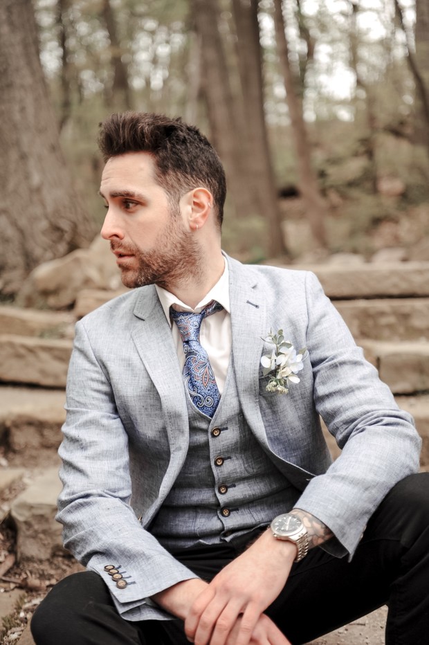 groom in 3 piece suit