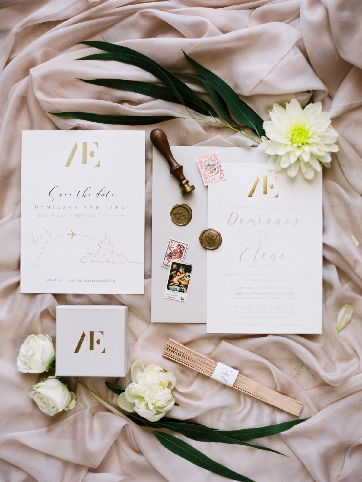 white-elegant-classy-romantic-wedding-th