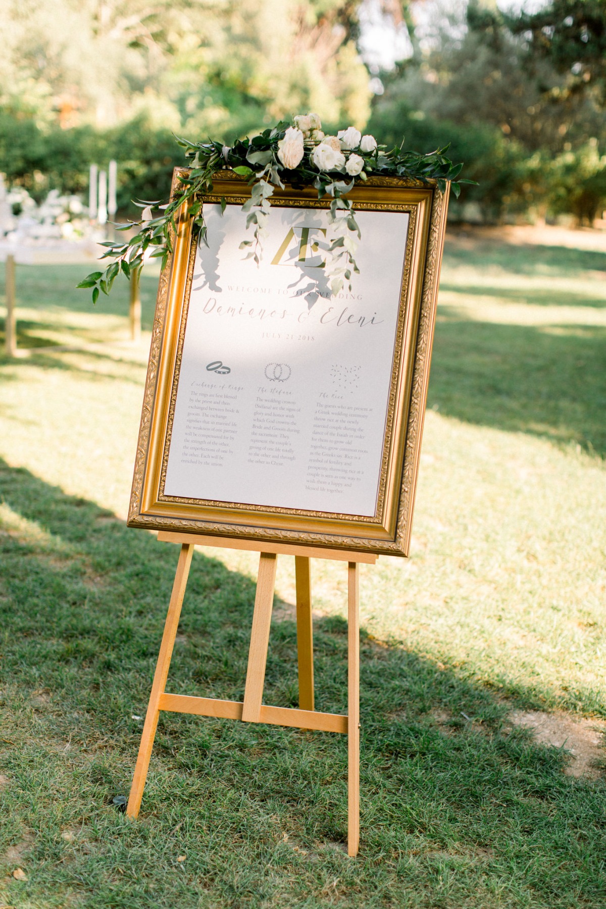 white-elegant-classy-romantic-wedding-th