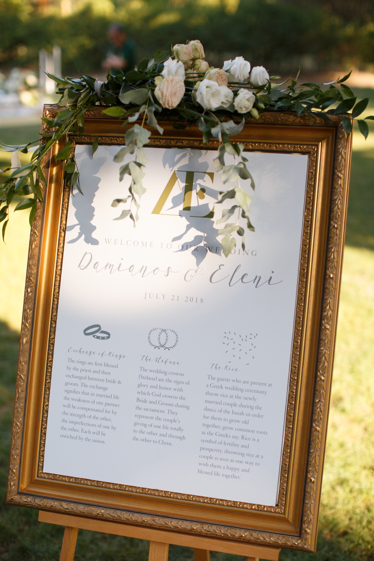 white-elegant-classy-romantic-wedding-th