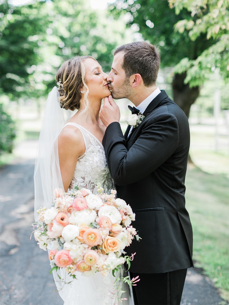 How To Have A Rustic Chic Vineyard Inspired Wedding Anywhere