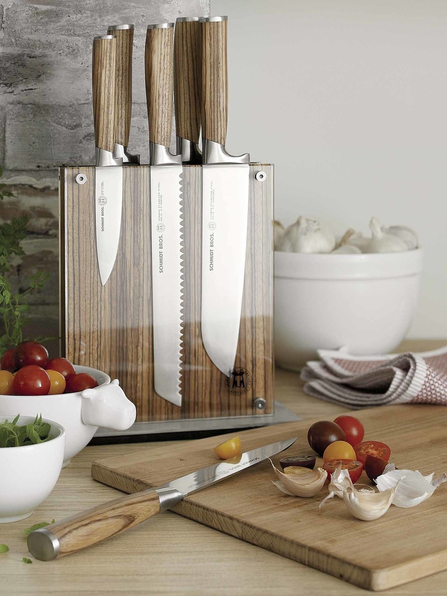 The Best Kitchen Knives To Add To Your Wedding Registry