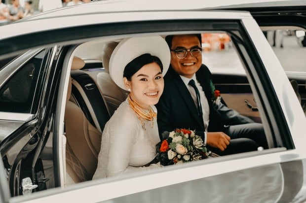 traditional wedding ceremony and car ride