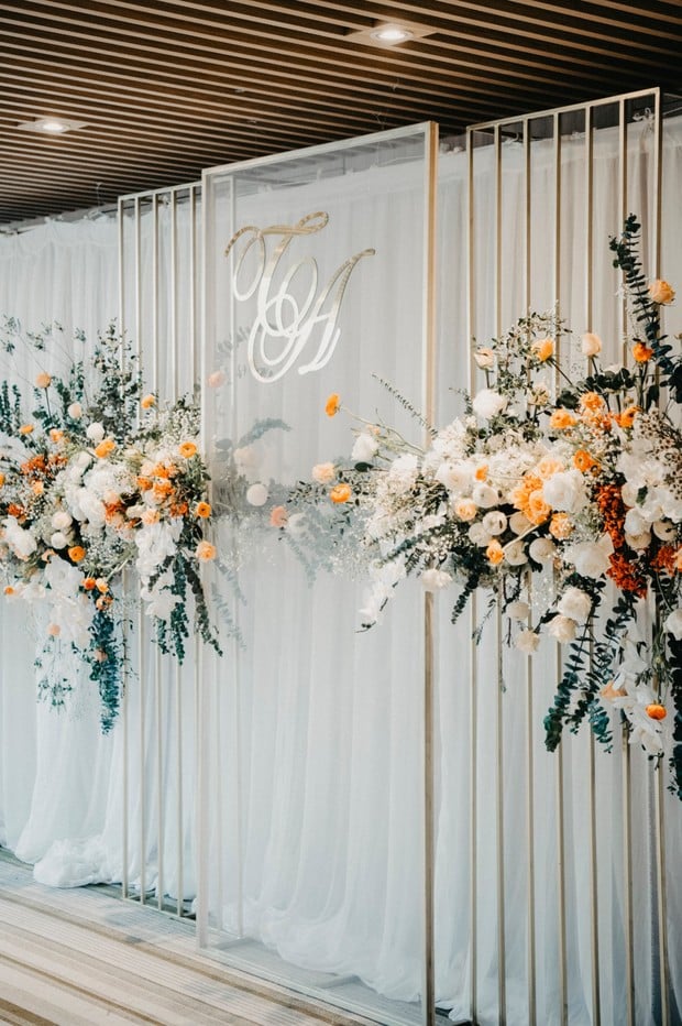 modern floral decor and wedding backdrop