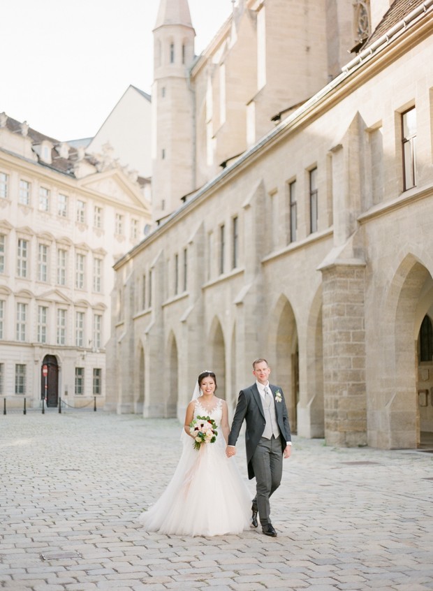 wedding couple portraits in Vienna
