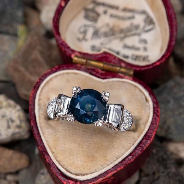 Sapphire Engagement Rings Arenât Just for September Babes