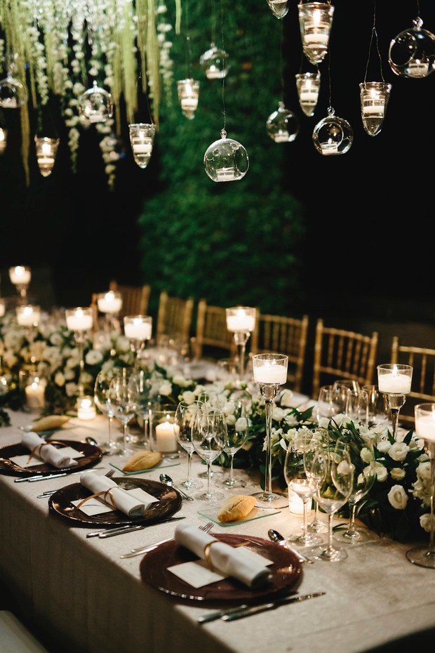 elegant white and green wedding table decor