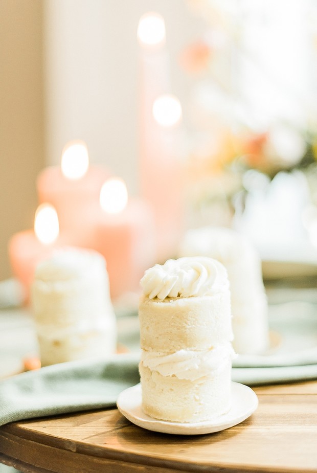mini wedding desserts
