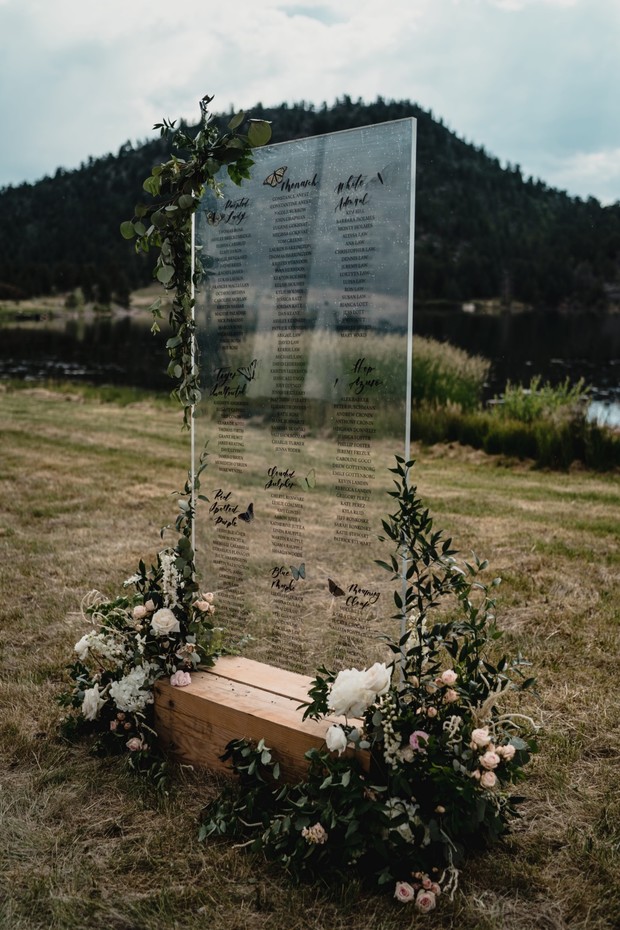 acrylic seating assignment sign