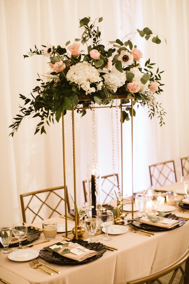 gold white and black wedding table decor